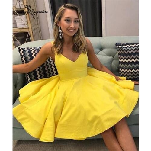 Simple Yellow Homecoming Dresses Short 2021 Above Knee Satin Mini Prom Dresses Sexy Party Gowns Vestido De Fiesta Cheap