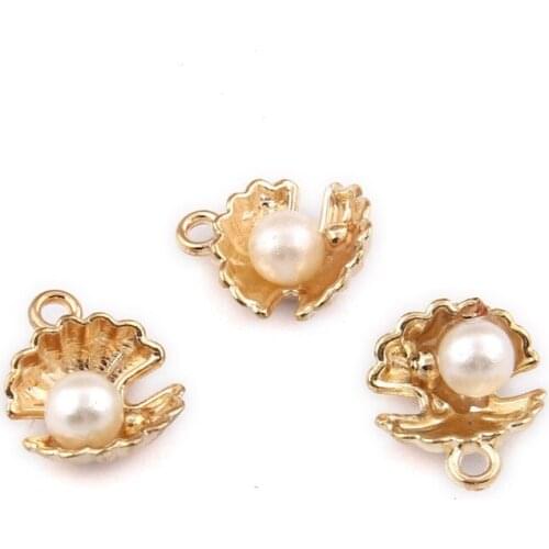SHEAUTY Pearl Necklaces For Women