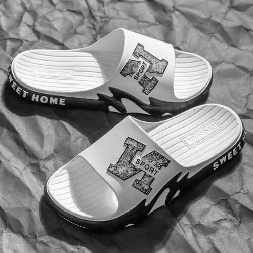 Home travel trend slippers fashion outside wearing personality Korean version of students thick-bottomed bath sandal slippers