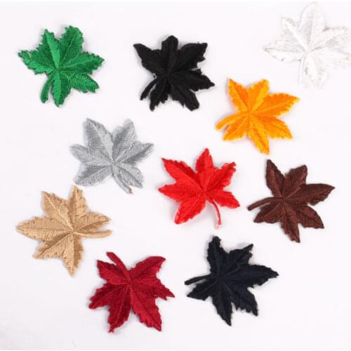 Cloth embroidered trumpet repair, dresses, trousers, ironing, stitching, applique, hotel beds, filling holes, multicolored maple