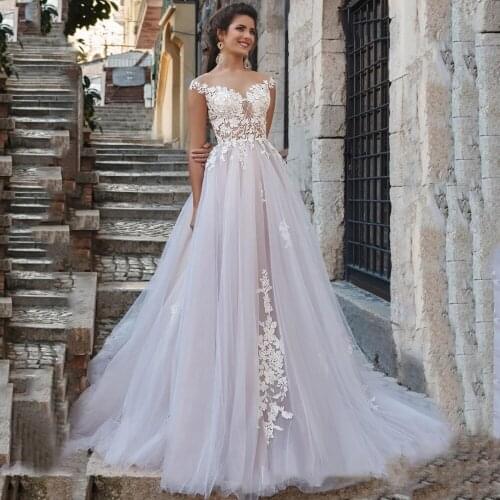 Boho Wedding Gowns Lace Up Back Bridal Gown Lace Appliques Princess Fantastic Tulle A-line Wedding Dresses Off The Shoulder 2021