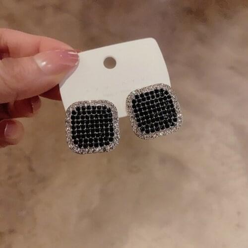 Stud Earrings for Women Fashionable Light Luxury Black Crystal Earrings Square Geometric Elegant Earrings Jewelry Wholesale