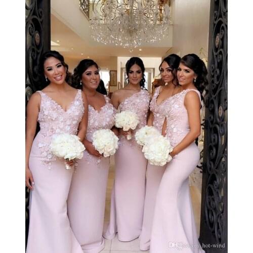 Light Pink Sexy V Neck Mermaid Bridesmaid Dresses 3D Flowers Long Bridesmaid Dress 2021 robe de soirée de mariage Maid Of Honor