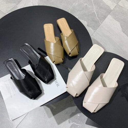 Rivet Flat Shoes Female Rubber Fabric PU Basic Metal Decoration Rivet Flat Shoes Female Rubber PU Basic Metal Decoration