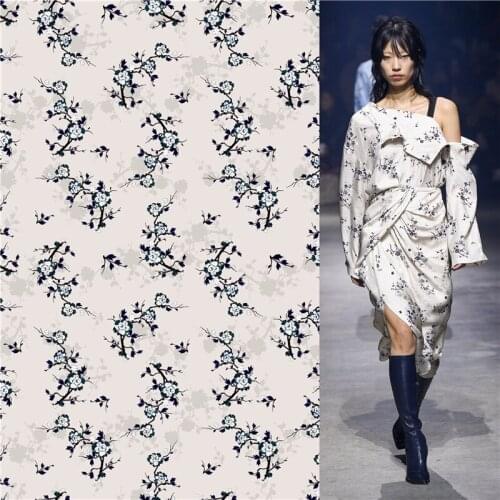 Polyester stretch fabric dress plum blossom pattern printed fabric thin dress fabric diy clothes shirt patchwork 056