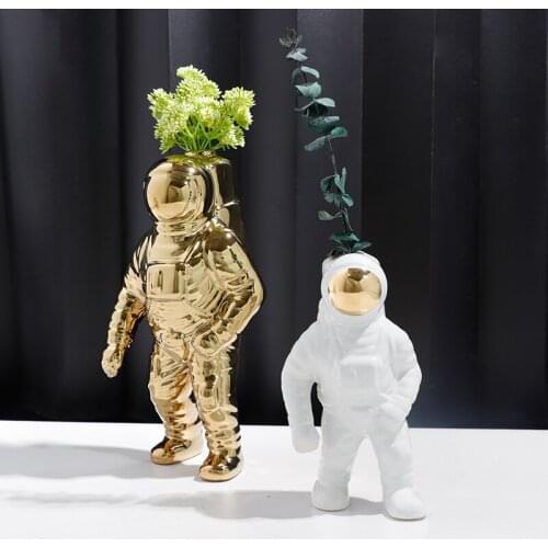 70S Astronaut Vase Home Ornaments Floral Diver Plant Flower Stand Creative Ceramic Spaceman Desktop Accessories