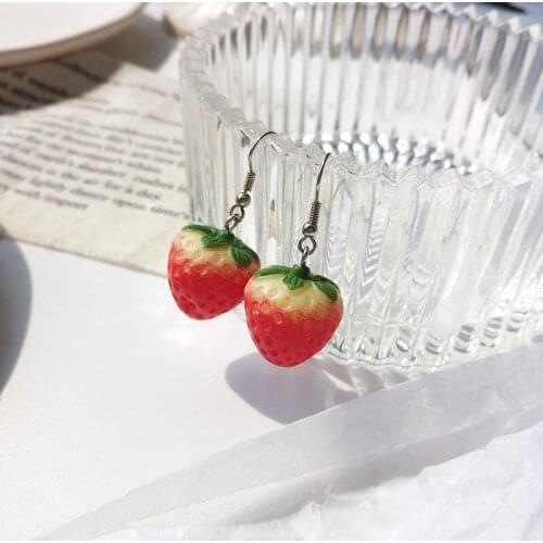 DUTRIEUX New Acrylic Strawberry Pendant Earrings Trendy Simple Cute Fruit Drop Earrings for Girls Women Jewelry Gift
