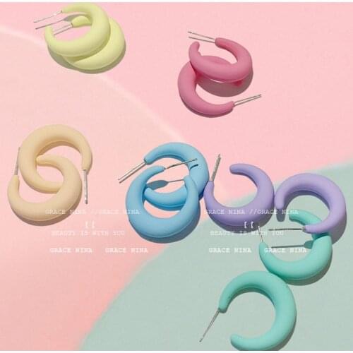 2021 New Fashion Big Circle Smooth Large Thick Hoop Earrings For Women Female Hyperbole Multi Color Acrylic Ear Jewelry