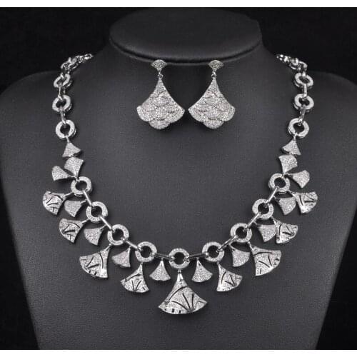 New Arrival White Gold Color Beautiful Women Bridal Jewelry Sets Micro Cubic Zirconia Pave Necklace Sets Dress Accessories S-004