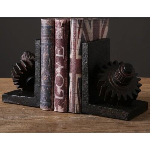 American-style rural nostalgia retro gears coffee shop soft decorations creative study gear bookcase accessories