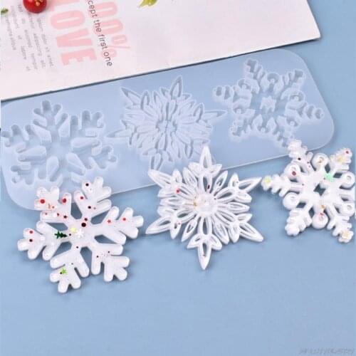 DIY Crystal Epoxy Mold Christmas Series Three-in-one Snowflakes Hanging Pendant Jewelry Silicone Mold for DIY Craft 10wholesales