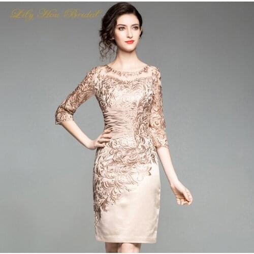 Short Mother of the Bride Dress for Weddings Sheer Jewel Neck 3/4 Sleeves Lace Embroidery Wedding Party Formal Gowns