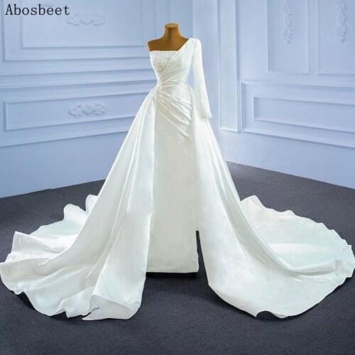 Satin Wedding Dress with One Shoulder Long Sleeve Wedding Gown Plus Size 2021 Bridal Dress Mermaid Long Train Pearls Beads Top