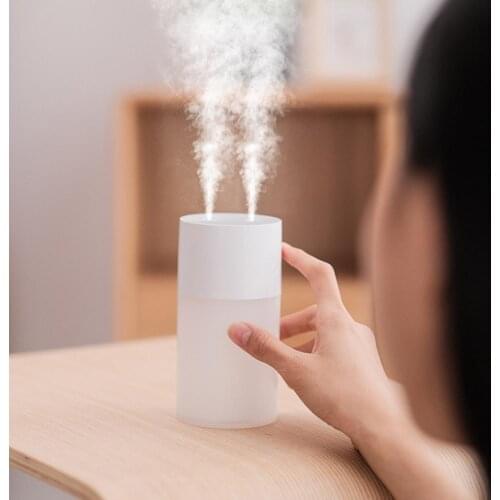 Double Spray Air Humidifier 4W 50-80ml/h Portable Mist Humidifier Practical Aroma Essential Oil Diffuser Humidifier with LED