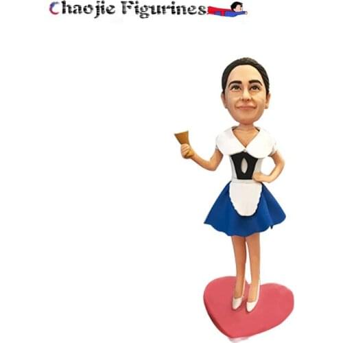 Professional Custom Various Plot Maid Outfit Clay Dolls Custom Shaking Head Doll Sculpture Wedding Festival Birthday Gift