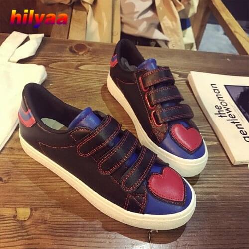 Fashion Woman Sneakers Heart-Shaped PU Leather Comfortable Footwear Trainers Hook & Loop Outdoor Sport Ladies Casual Shoes 2020