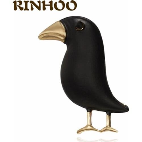 Cartoon Black Crow Metal Enamel Pin Fashion Halloween Animal Foraging Bird Brooch Mysterious Witch Badge Gift For Kids Friends