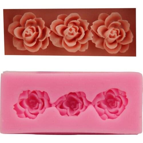 Beautiful triple flower cake mold DIY silicone chocolate turning sugar baking gypsum dripping tool ice lattice