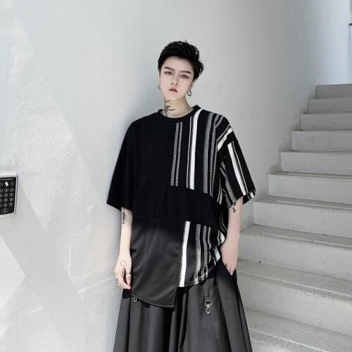 Mens Fashion Summer Round Collar Short Sleeve Stripe T-shirt Casual Loose Tee 2021