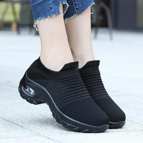 VIP Womens Vulcanize Shoes High Quality Women Sneakers Non-slip Air Cushion Shoes Lightweight and Breathable Hiking Socks