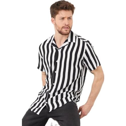 2021 Men Striped Shirt Lapel Streetwear Short Sleeve Button Casual Fashion Basic Shirts Summer Camisa Masculina S-2XL Gift men