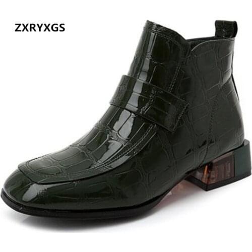 2020 New British Style Top Cowhide Patent Leather Autumn Boots Woman Shoes Shoes Size 32-43 Winter Boots Warm Shoes Snow Boots