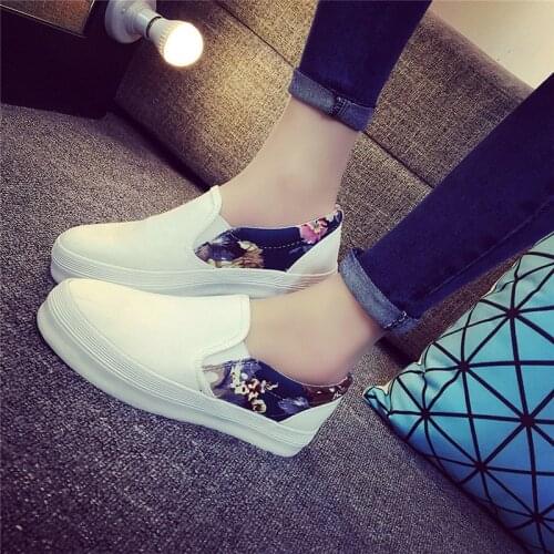New Slip-on Canvas Shoes Woman Fashion White Sports Shoe Breathable Platformt Skateboard Chaussures Femme Casual Tenis Feminino
