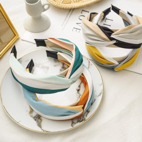 New 2021 Summer Korean Cross Knot Folds Pattern Headband Wide Version Hit Color Fabric Hoop Hair Band Accessories For Women