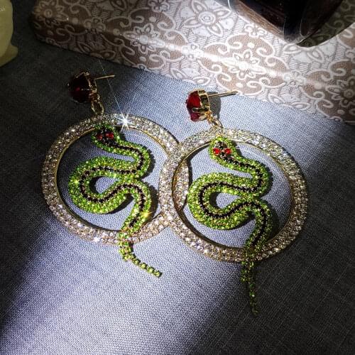 JUST FEEL Luxury Green Crystal Snake Earrings For Women Round Hollow Shiny Rhinestone Dangle Drop Earring Party Fashion Jewelry