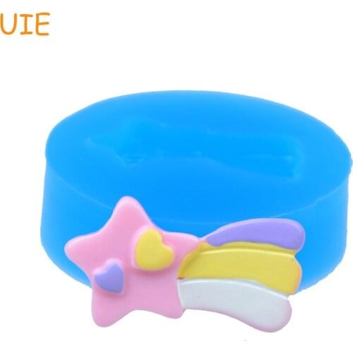 PYL552U 28.3mm Shooting Star with Hearts Flexible Silicone Mold - Cabochon Candy Resin Clay Fondant, Chocolate, Candle Mold