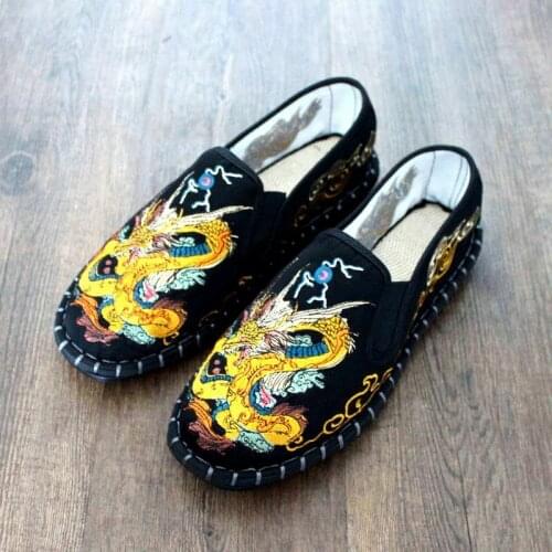 Mens Driving Dragon Slip On Loafers Kungfu Breathable Spring Shoes Fashion Breathable Summer Black 3Colors Plus Size 38-45