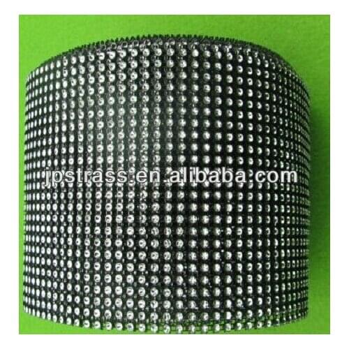 Empty stone mesh chain in size 4mm 10 yards per roll of black color in china wholesale ,10 yards length per roll