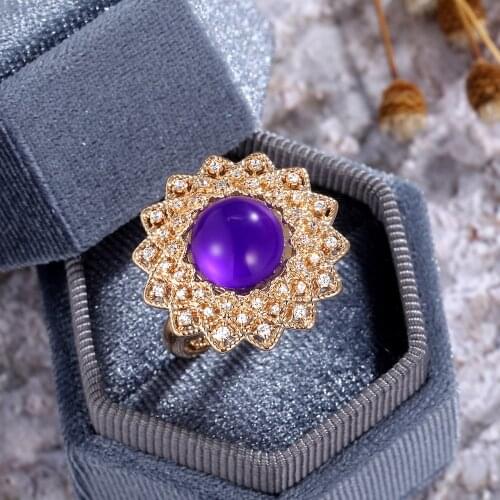 Huitan Luxury Female Wedding Evening Party Finger Ring Gold Color Flower Shape Lady Dance Party Ring Statement Jewelry for Women