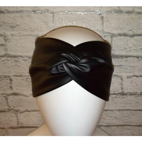 Жарнова Hairdressing Accessories