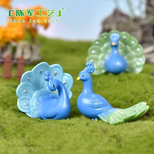 1 Piece Beautiful Simulation Peacock Small Statue Little Figurine Crafts Figure Ornament Miniatures