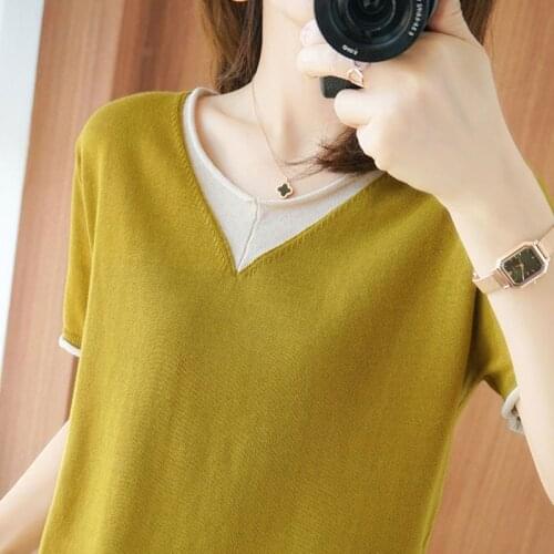 2020 new cotton linen short-sleeved female v-neck loose loose thin T-shirt summer half-sleeved shirt solid color bottoming shirt