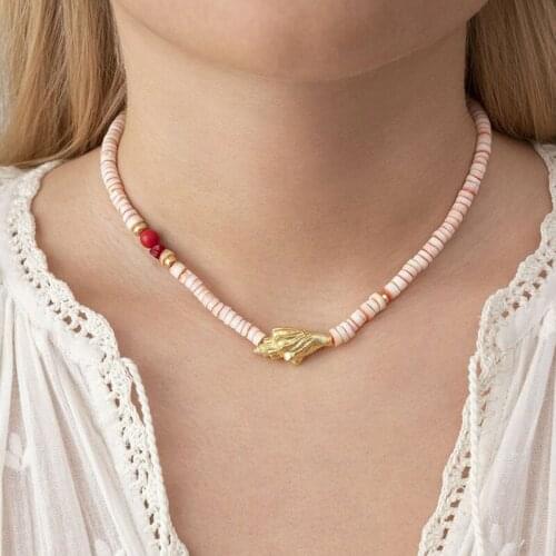 Ladies exquisite fashion natural stone short necklace gold-color shell pendant jewelry birthday gift for girls holiday choker