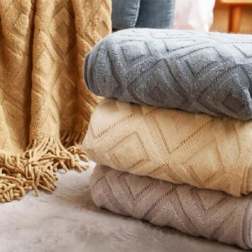 Solid Color Blankets With Tassels Knitted Decorative Sofa Blankets Soft Geometric Stripe Single Size Nap Bedspread 130x200 Manta