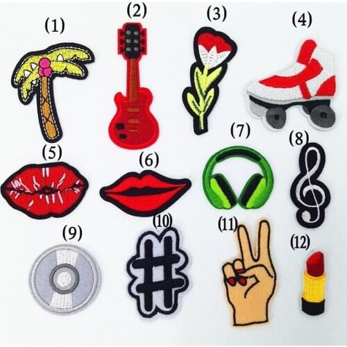 50pcs/Lot Embroidery Patches Letters Clothing Decoration Accessories Animal Wolf Zebra Palm Diy Iron Heat Transfer Applique