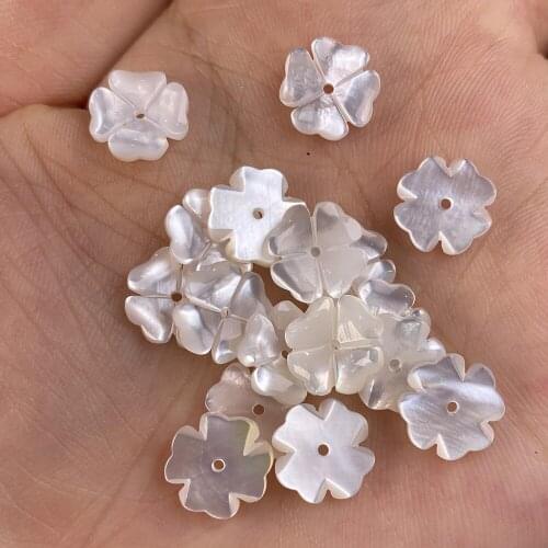3pcs Carven White Shell Flower Pure Natural Material Petals 3D Flower Beads For Handmade Necklace DIY Jewelry Making