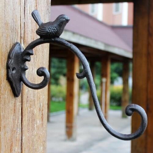 Cast Iron Handicraft Art Hook Bird European Classical Nostalgic Style Garden Hanging Basket Wall Hanging