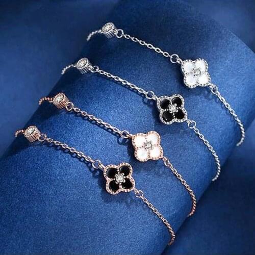 Womens Lucky Charm Bracelets Chain Bracelet Four-Leaf Clover 2021 Fashion Jewelry Wedding Party Gifts