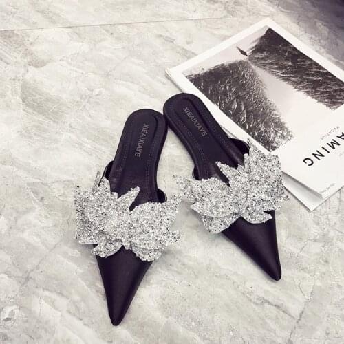 2021 fashion Satin Pointed toe women sandals luxurious flowers Rhinestone women flip flop Muller slippers women Flat shoes