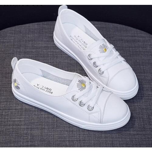 2020 spring and summer shallow mouth white womens shoes lazy sneakers new spring all-match one pedal