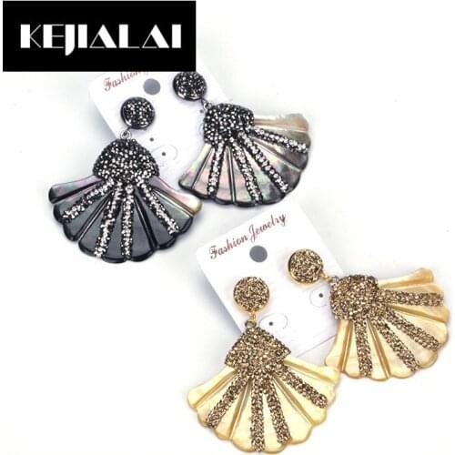 KEJIALAI Sector Shape Shell Pearl Earrings for Women Luxury Style Fanshape Drop Dangle Earrings Paved with Rhinestone Best Gift