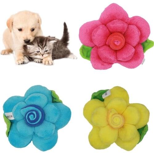 Pet Dog Puppy Plush Rose Flower Shape Squeaky Bite-resistant Molar Chew Toy