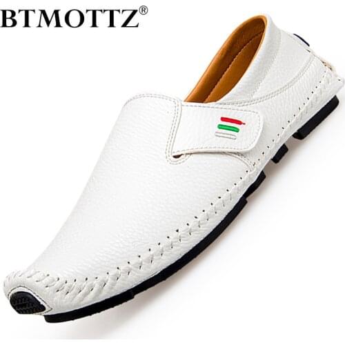 Leather Men Casual Shoes Luxury Brand Mens Loafers Moccasins Breathable Slip-on Flat Shoes Boat Shoes Mens White Driving Shoes