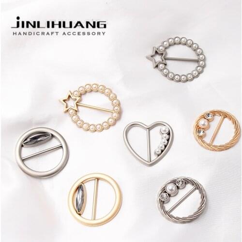 1pcs Rhinestone Crystal Pearl Cloth Sunflower Buckles Metal For Ribbon Invitations Decoration DIY Wedding Card Craft Accessories