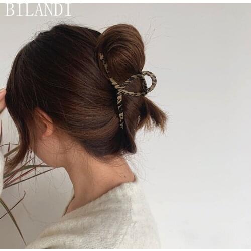 Bilandi Elegant Leopard Print Shark Clip Hollow Square Geometric Hair Clip Crab Hair Claws for Women Girl Hair Accessories
