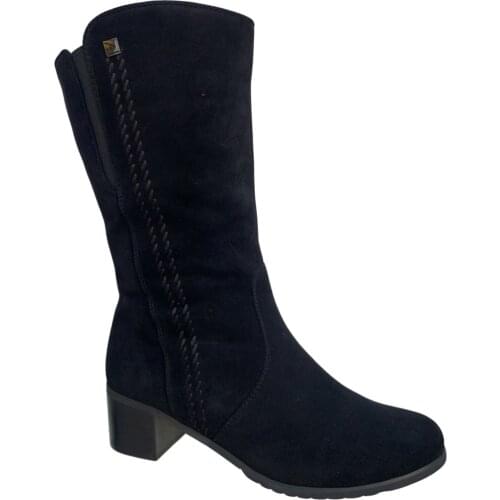 Senatta Footwear